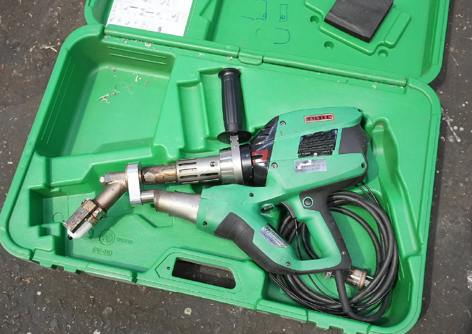 ウェルドプラスト