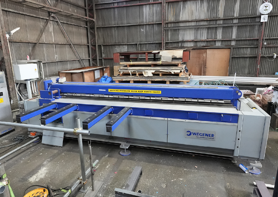 プレート融着機